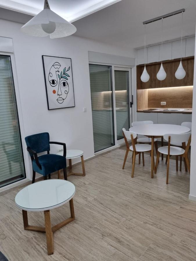 Apartman Fini 2 *